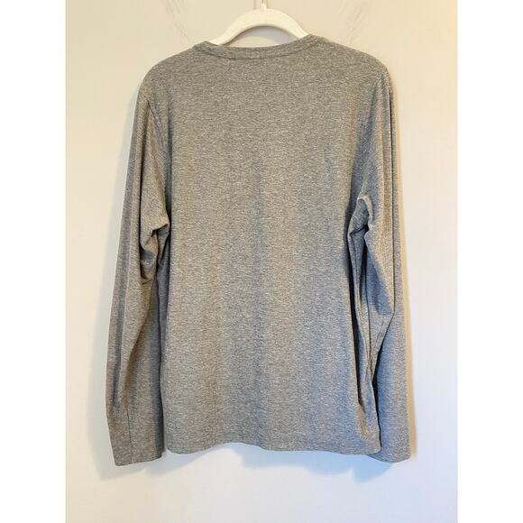 Vuori Long Sleeve Strato Tech Tee in Heather Grey Men's sz. S - Picture 3 of 6